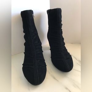 Cloudwalker chloe ankle velvet black bootie 8W